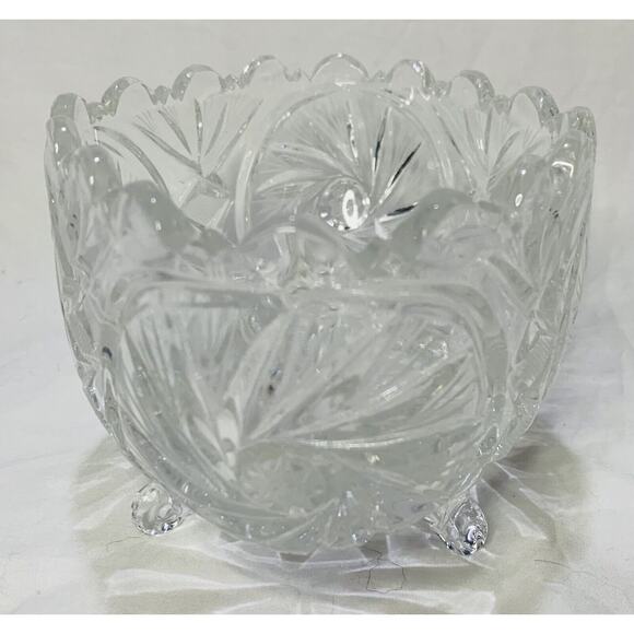 Vintage Candy Holder Sawtooth Crystal 7" Oval Diamond Cut Pinwheel Glass W/ Feet - Picture 3 of 8
